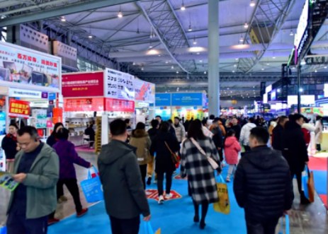 2025��51�����ڼ�װ��