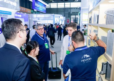 2025�＾�й������ݣ����ʲ�ҵ������