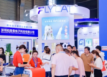 2026���Ϻ���װ���ʽ��������չ