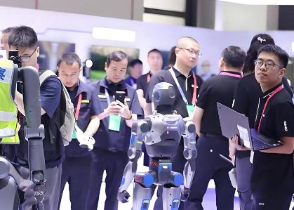 2026��ʮһ�챱�����ʾ���װ�������ּ���װ��չ������ѧ�����ֻ�