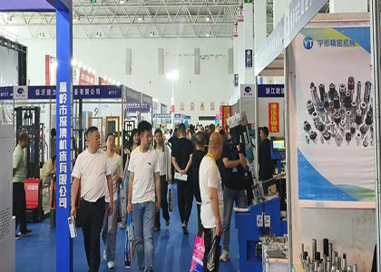 2026�й�����̨�����渨��ɴ���߷�װ����չ����